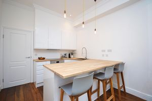 Kitchen - click for photo gallery